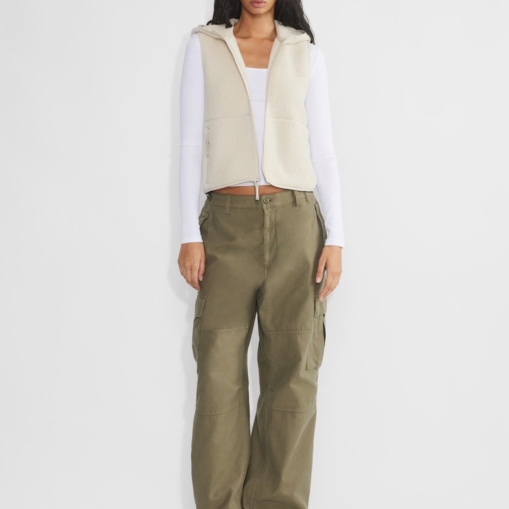Aritzia Cream Sherpa Zip-Up Hooded Vest